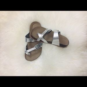 Justice sandals size 2.